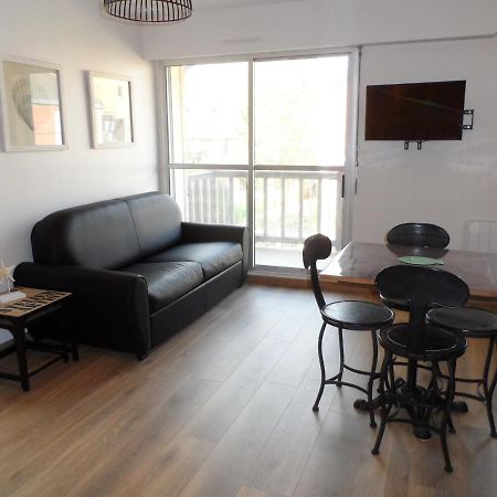 Appartement Confortable 2P Proche Plage Avec Parking Et Internet A Cabourg - Fr-1-487-302 מראה חיצוני תמונה