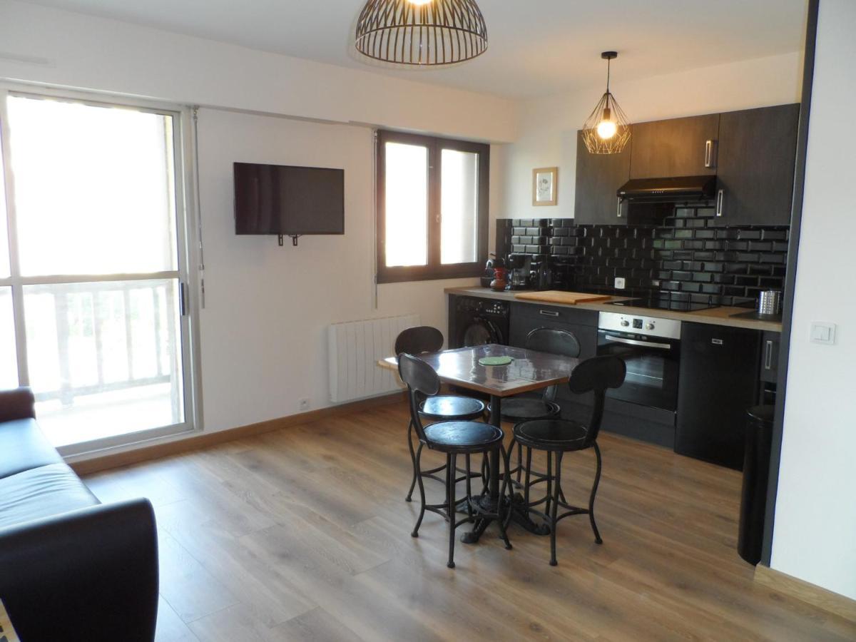 Appartement Confortable 2P Proche Plage Avec Parking Et Internet A Cabourg - Fr-1-487-302 מראה חיצוני תמונה