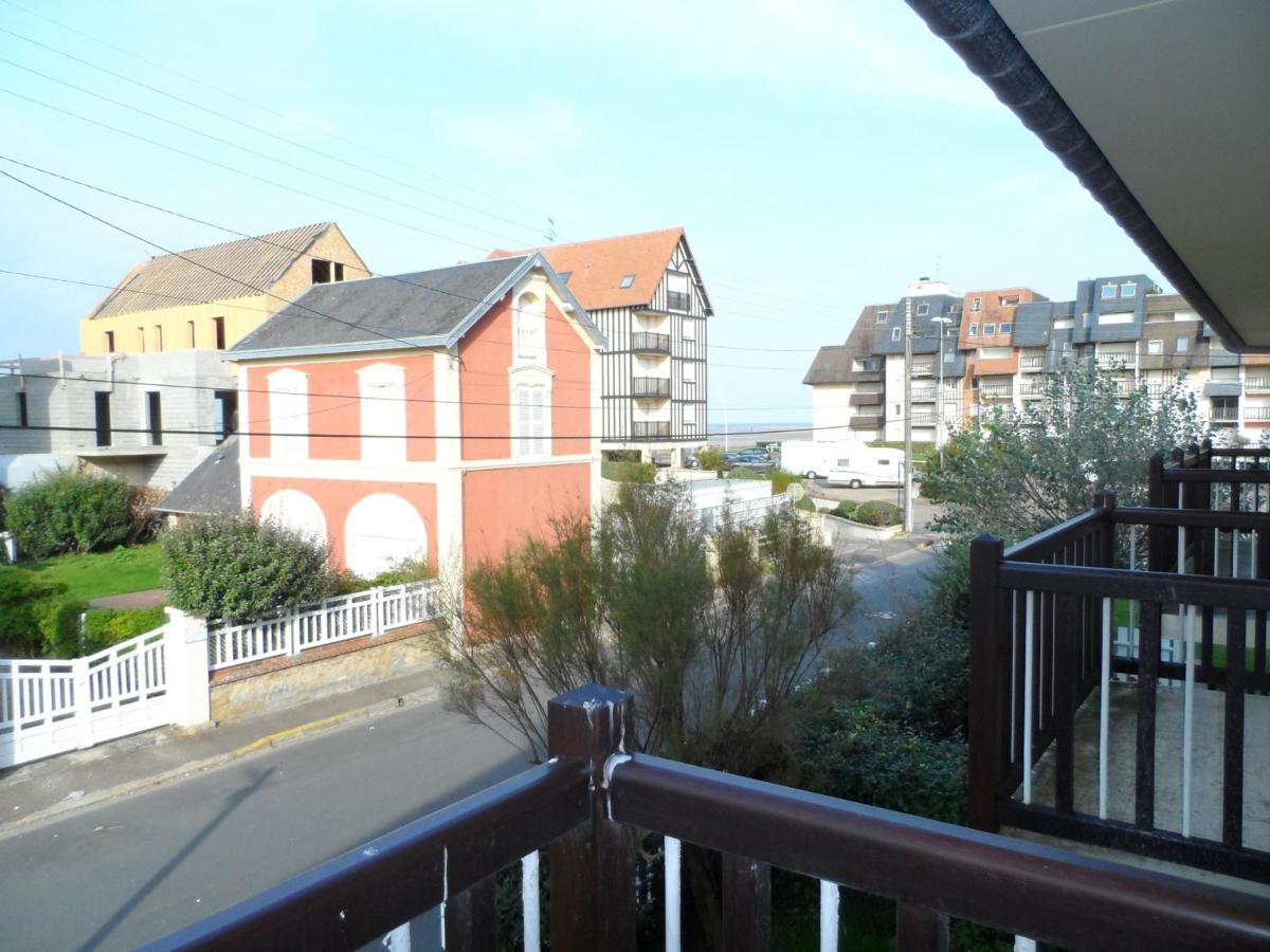 Appartement Confortable 2P Proche Plage Avec Parking Et Internet A Cabourg - Fr-1-487-302 מראה חיצוני תמונה